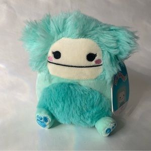 Squishmallow Joelle the Bigfoot